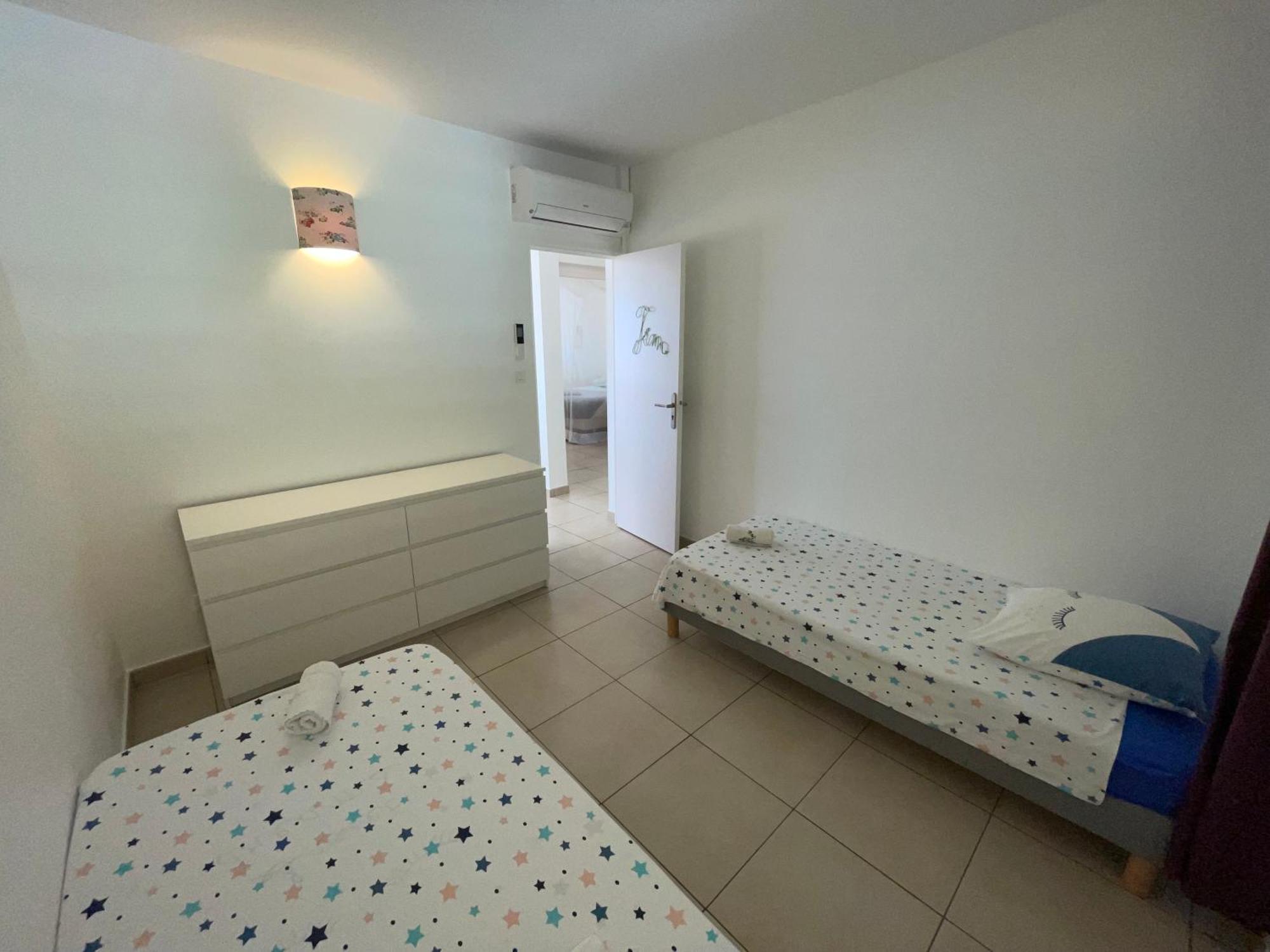 Maison avec piscine à 100 mètres de la plage Le Diamant Extérieur photo